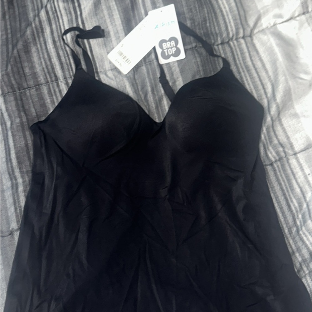 Uniqlo Black Bra Camisole